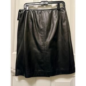 Vintage Lord & Taylor 100% Leather Skirt – Size 12P (The American Petite)